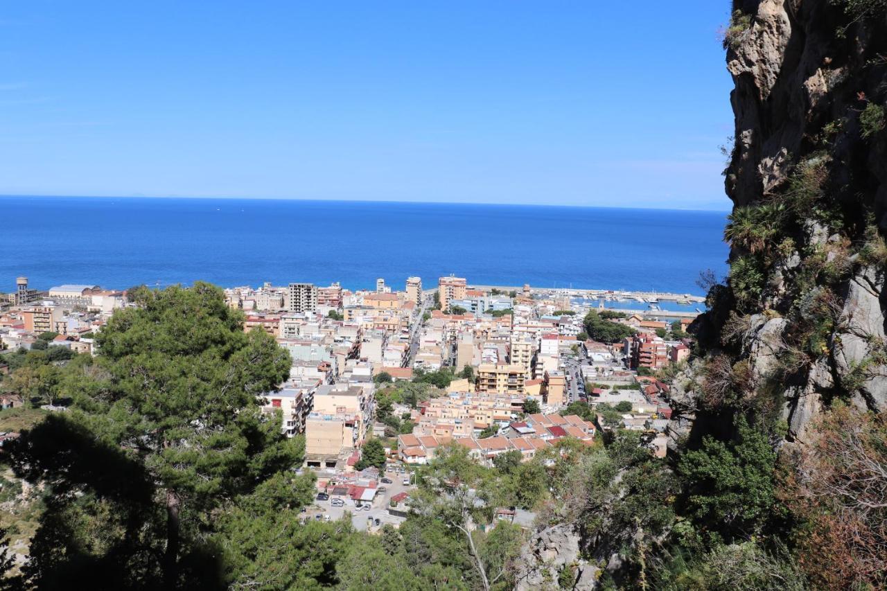 Casa De Paoli - Vista Mare Arenella, Palermo Con Parcheggio Privato Lägenhet Exteriör bild